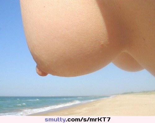 #nudist #beach #outdoor #perfectboobs #perfectbreasts #underboob #hardnipples