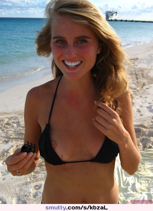 #tits #tanlines #oopsbeach #smile