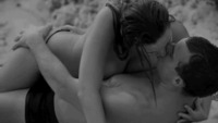 #gif #AnimatedGif #blackwhite #kissing #stroking #sensual #couple #outdoors #beach #brunette