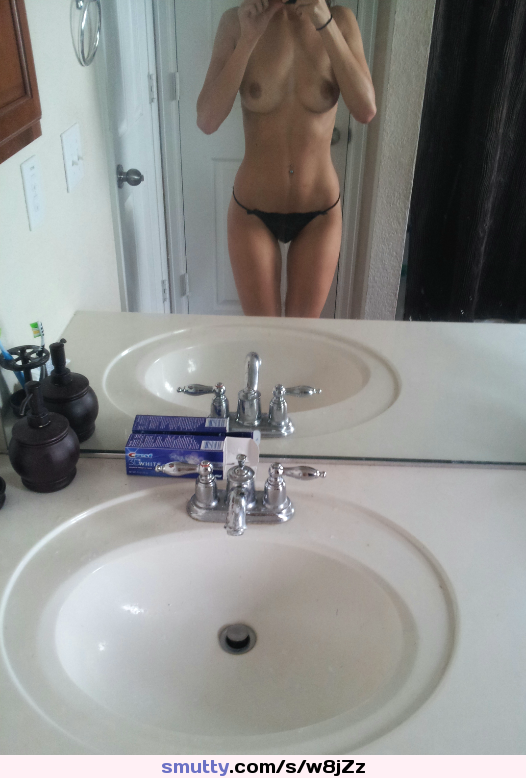 #falsea

#selfshot #tits #bathroom #mirror