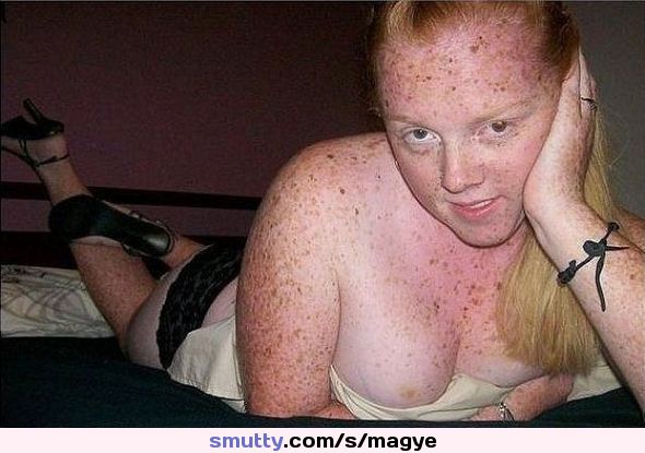 #ginger #redhead #freckles #heavyfreckles #heels