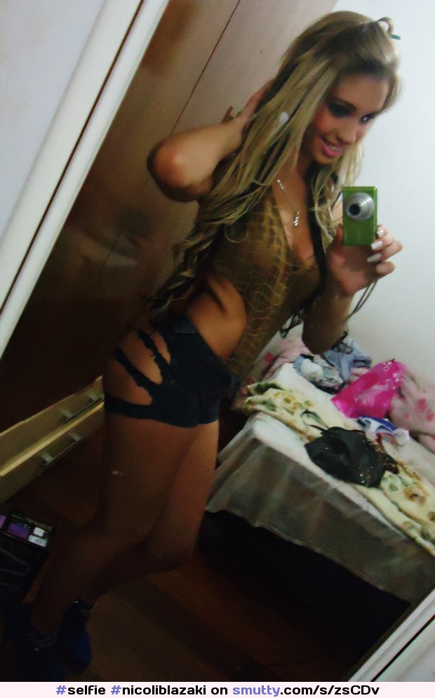 #NicoliBlazaki #blonde #shemale #transsexual #Transexual #tranny #ts #trap #gorgeous #amazing #beutiful #perfect #tanlines #sexy#selfie