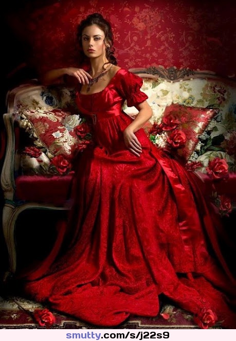 #elegant #beauty ....#gown #lovely #red #intoxicating #gorgeous #brunette #eyes #beautiful ....#tele