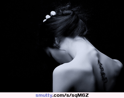 #lovely #sexy #beauty #tattoo #nape #beautiful #gorgeous ......#tele
