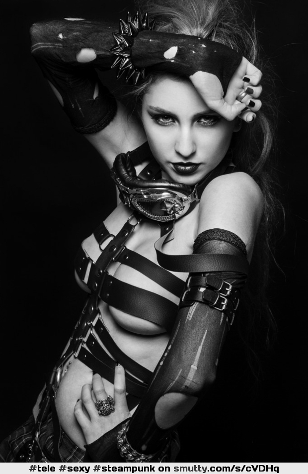 #sexy .....#steampunk #eyes #goth #latex #beauty #gorgeous #spikes .....#tele