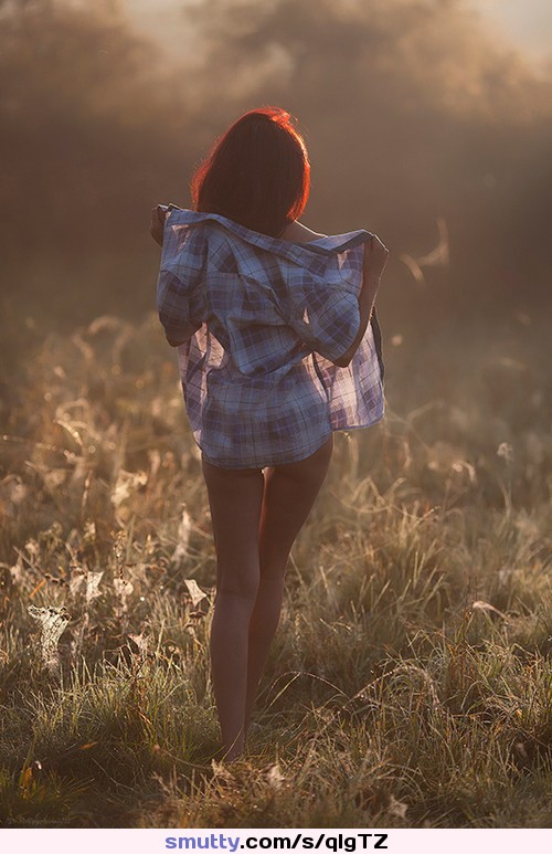 #Beautiful #sexy #RedHead #undressing #shirt #gap #legs #outdoors