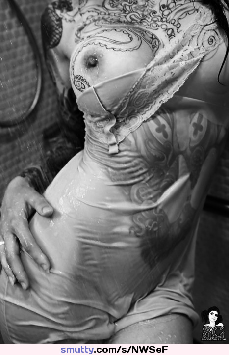 #titsout#tattoo#BlackAndWhite#wet#nipples#boobs#breasts#tits#sexy#beauty#attractive#gorgeous#seductive#perfect#Beautiful