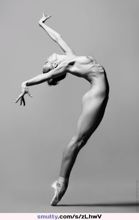 #balletshoes,#ballet,#sexy,#beauty,#BlackAndWhite,#tits,#boobs,#nipples,#breasts,#FlatStomach,#FemmeStructure,#archedback,#pose,#dance