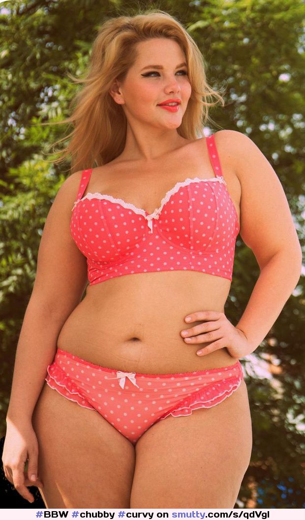 #BBW#chubby#curvy#curves#fat#thick#big#biggirl#voluptuous#plump#plumper#chunky#heavy#bigwoman#blonde#model#hot#sexy#bikini#underwear#outside