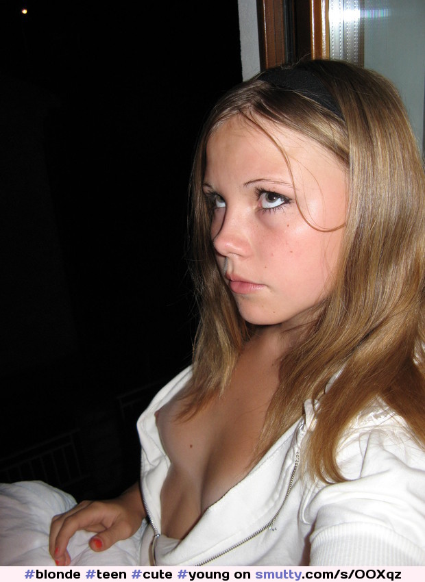 #blonde#teen#cute#young#sexy#smalltits#tits#downblouse