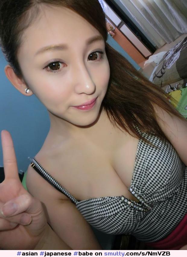 I found her profile online on webcam site www.CherryCam.xyz
#asian #japanese #babe #girl #babes #nonnude #cute #beauty #asiaticas
