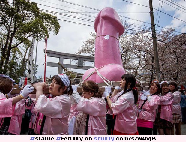 #statue #fertility #cockworship #festival #cockworship #thumbelina #honenmatsuri #cocklover #parade