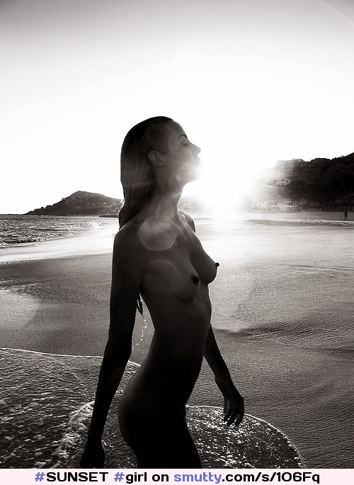 #SUNSET  #girl #BlackAndWhite #backlit #landscape #sea #seaside  #naked #CLRBF #CLRBBlackAndWhite