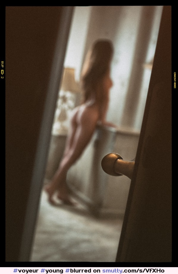#voyeur#young#blurred#image#tits#ass#desire#lust

Voyeur by nicolaematic
