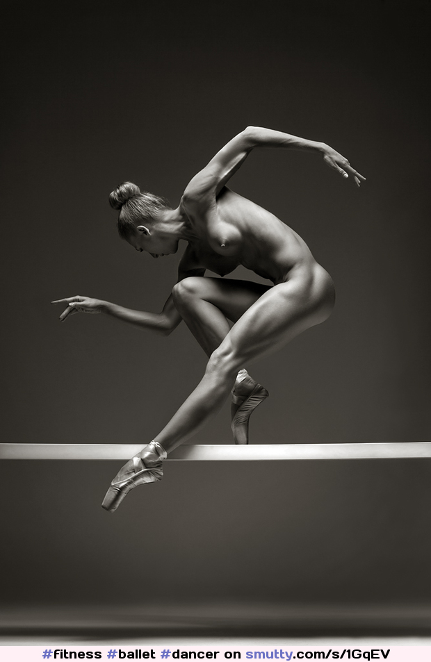 Dancers have such amazing bodies #fitness #ballet #dancer #legs #abs #ass