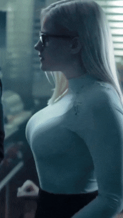#OliviaTaylorDudley#busty#bigtits#nonude#celebrity#SweaterPuppies#topheavy
