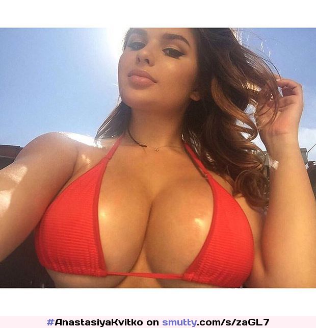 #AnastasiyaKvitko #Russian #NN #Nonnude #Sexy #tits #bigtits #boobs #bigboobs #clevage #hugetits #hugeboobs #NiceRack #selfie #selfshot