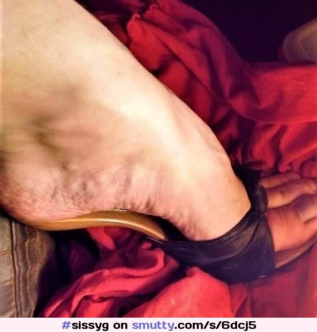 Brenda Krysteen Ritter's Perfect Sissygürl Crossdresser Lesbian Foot #sissygürl feet