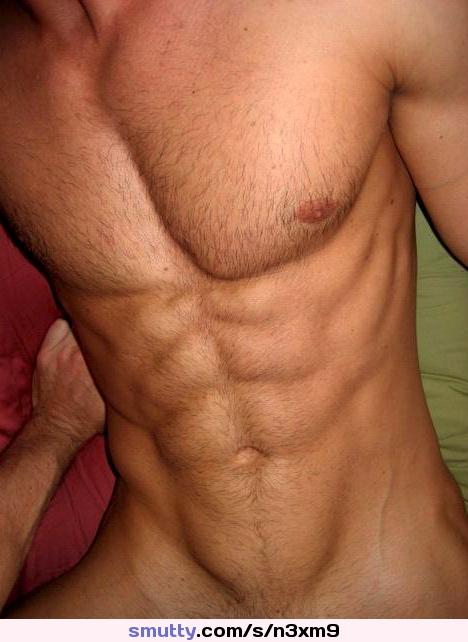 malefantasies:

what a nice body … 
