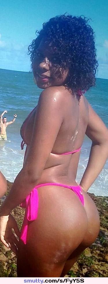 #girlsfromfacebook #bikini #beach #ebony #brazilian #frombehind #ass #gstring