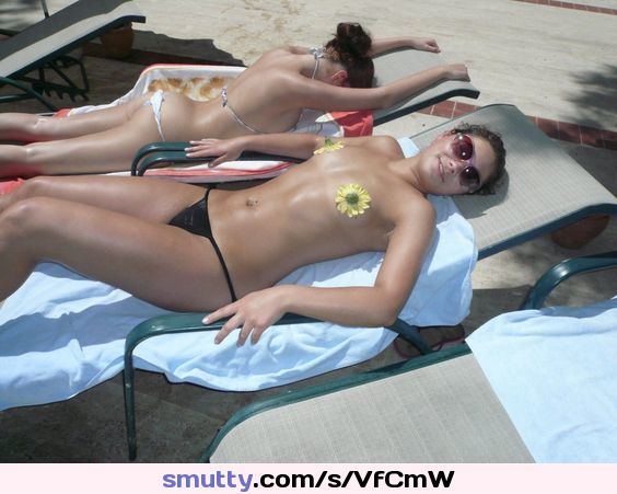 #outdoor #public #beach #ocean #topless #toplessbikini #toplessbeach #nudebeach #smallboobs #daisy #daisies