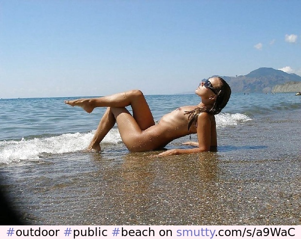 #outdoor #public #beach #nude #nudebeach #amateur #wet #tanlines #sunglasses #petite #smallboobs #tinytits
