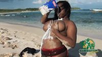 #gif#caribbeannutcrackuz#ebony#beach#bbw#busty#chubby#sexy#hot