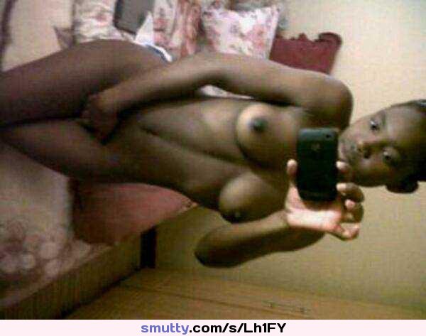 Nude Ebony Teen Selfie
