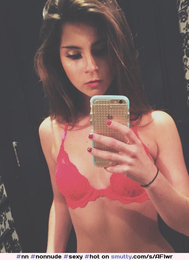 #nn #nonnude #sexy #hot #perfect #nicebody #nonudity #notnude #MadisonDeck #selfie #instagram #baremidriff #lingerie #bra