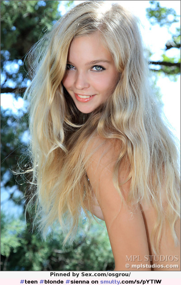 #blonde #sienna #outdoors #longhair #eyecontact #skinny #cute #petite