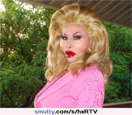 #blonde #granny #old #oldtart #milf #redlips #hugelips #slut #cumslut #fuckwhore #older #mature #oma #sexy