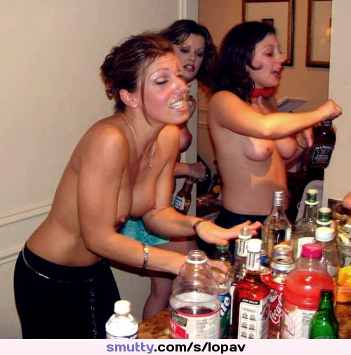 #collegegirls #topless #party #drunk #topless #fff