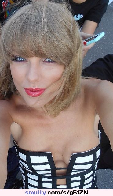 great view..cum on me... #TaylorSwift #blueeyes #celebrity #blonde #slut #perkytits #smalltits #sixbysix @sixbysix