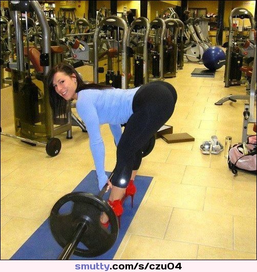 #leggings #bigbooty #legs #yogapants #sexy #spandex #spandexass #bestass #wedgie #slut #public #seethrough #perfectbody #booty #pawg #gym