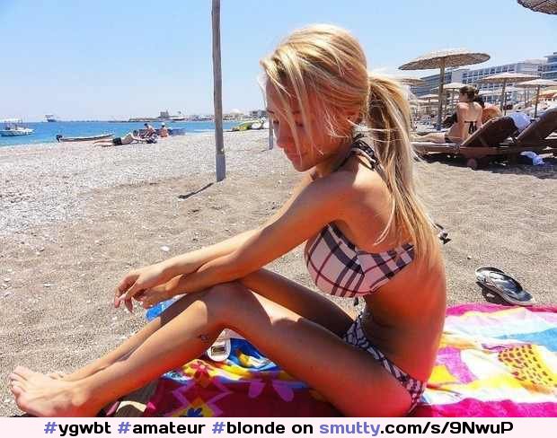 An image by: afpara - Fantasti.cc#Amateur#Blonde#Teen#Beach#Bikini#Bigtits#Ygwby#Nn#afpara