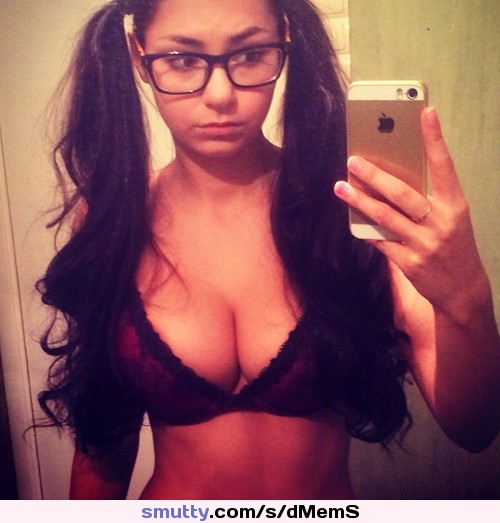 #amateur#teen#selfshot#selfpic#selfie#bra#ygwbt#glasses#pigtails#afpara