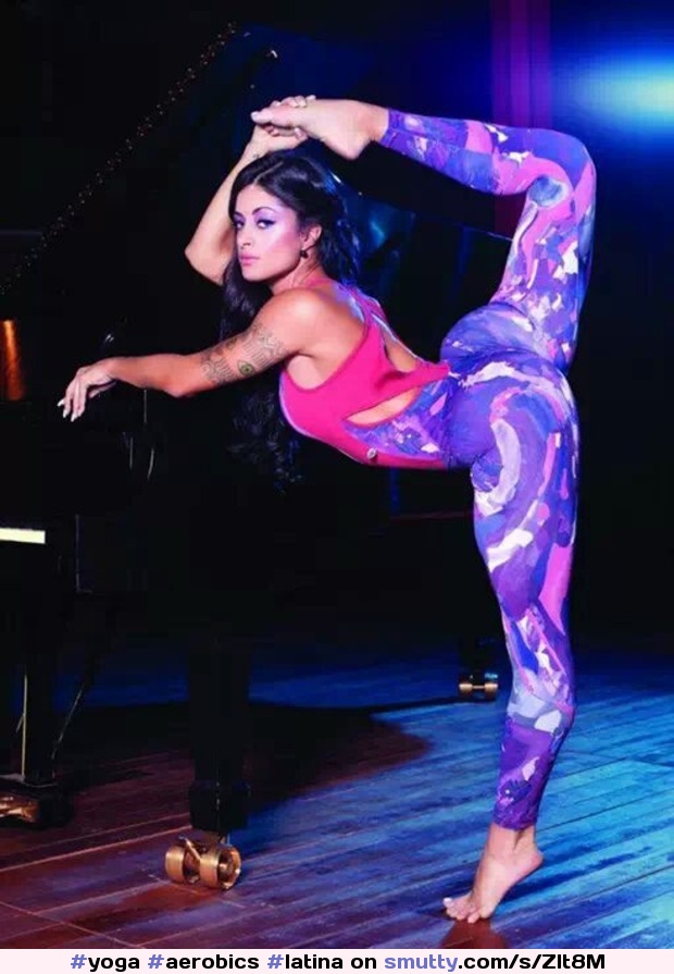 An image by Akakooni: #aerobics#latina ass#ass#bubblbutt#booty#spandex#athlete#yoga pants#