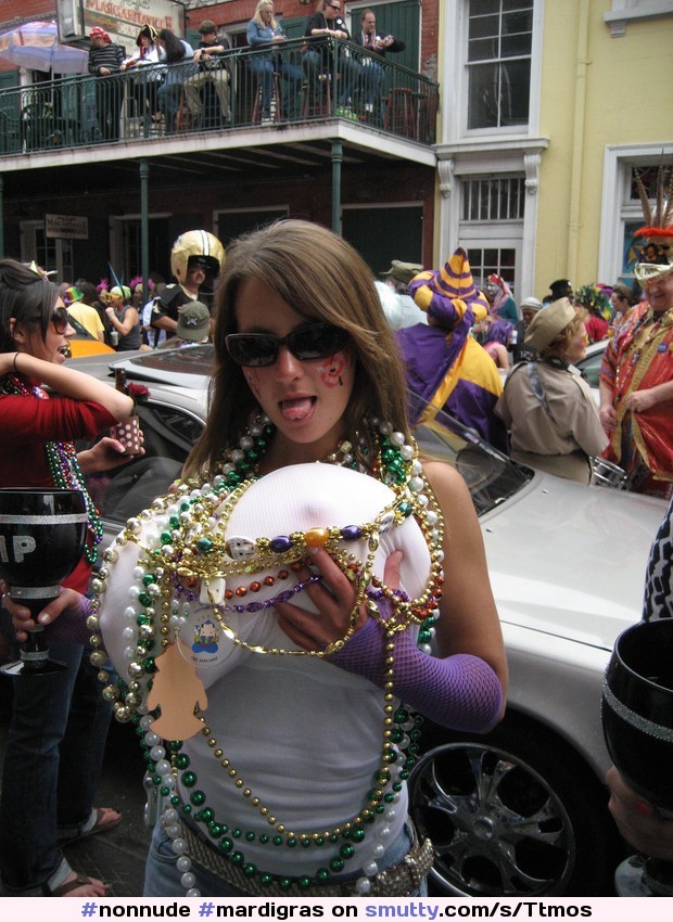 giant fake boobs at #MardiGras #necklace 
#necklacebetweentits #bigits #bignaturals #amateur #nonnude