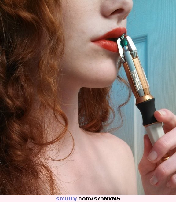 #redhead #ginger #nerdgasm #nerdy #DoctorWho #sonicscrewdriver #lipstick #lips