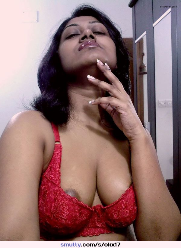 #Indian #Hotbabe #Nicetits #Bra #openarm #handoverhead #sexybody #asian #Hotarmpit #SexyBabe #Selfshot#DarkNipple#nipslip