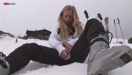 Eroberlin#Anna#Safina#outdoor#russian#blond#longhair#langehaare#austria#skiing#public#bigtitts#boobs#sport#erotic#crazy#movie#sexy#funny#shy