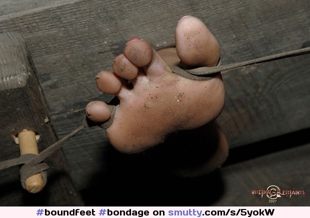 #DirtyFeet #feet #FootBondage #InfernalRestraints #SashaSparks #toes