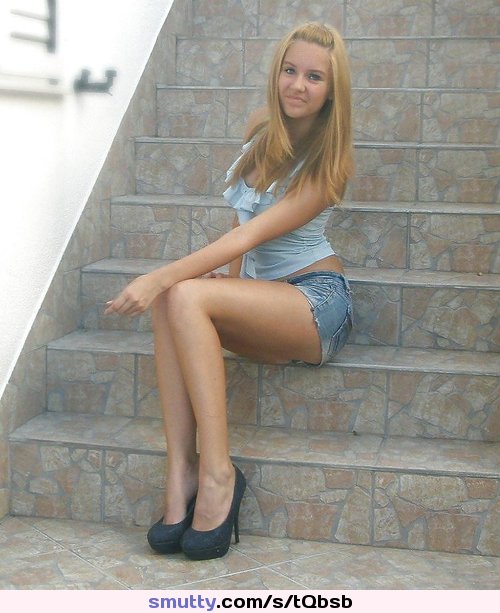 #teen #selfshot #heels #legs #slender #nonude #jeansshorts #beautifulgirl #smile #blonde