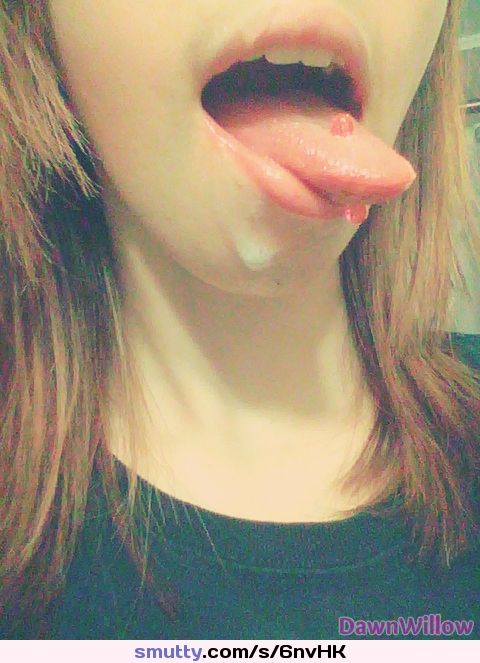#cum #lips #cumonface #tongue #PiercedTongue #cute #young #cumdripping #lickingcum #DawnWillow #Younggirl 