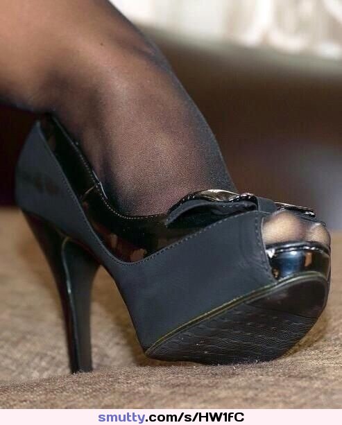 #heels #stockings #pantyhose #sexy #feet