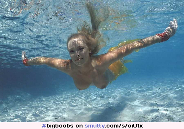 #waterlooksperfect#underwater#sweettits#bigboobs