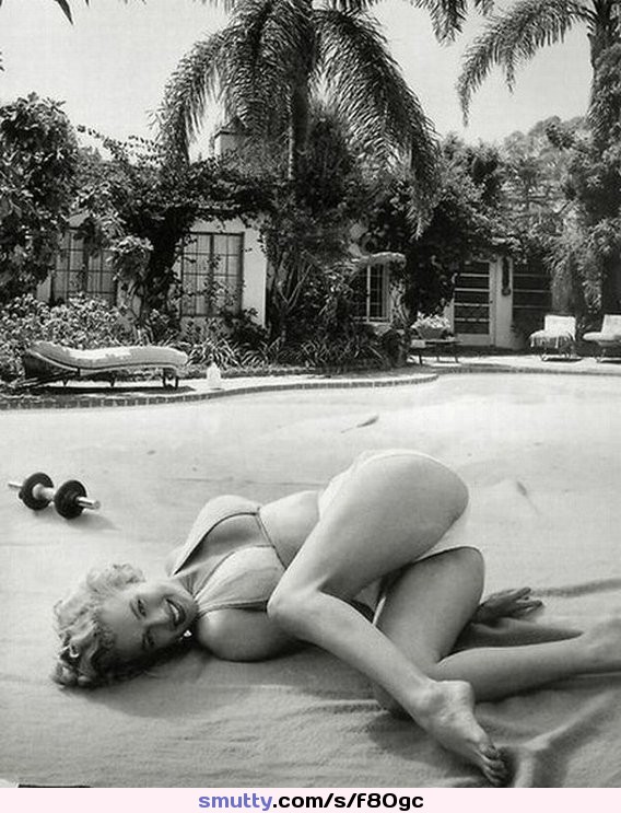 Marilyn Monroe in a surprisingly provocative #swimsuit pose.