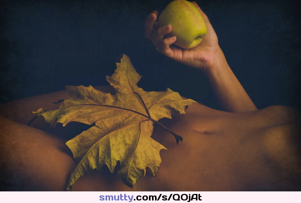 #eve #leaf #apple #forbidden #forbiddenfruit #sexy #artisitc #art