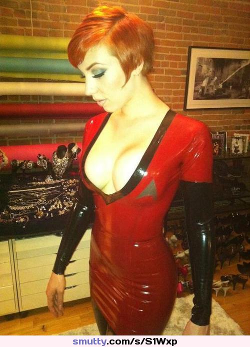 $redhead #cosplay #red #latex #startrek #busty