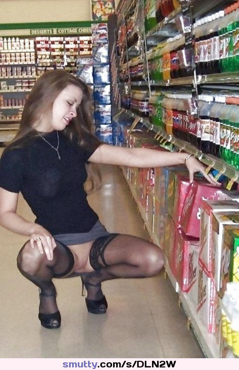 store Pussy flash in